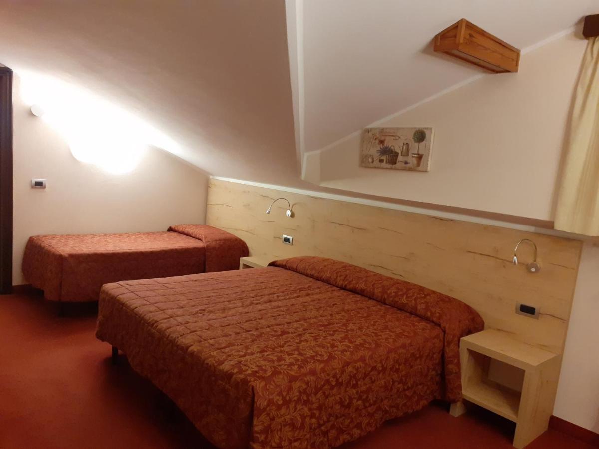 Hotel Des Alpes Castione della Presolana Exterior photo